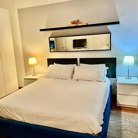 Lovely Art 2 Bedroom Flat Next To Metro Station Lodi * Rome