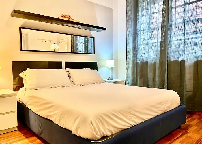 2 Bedroom Flat At Just 4 Tube Stops From Coliseum Rom